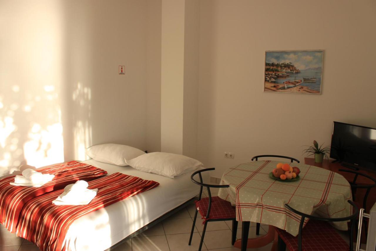 Pile Apartments 5 Omiš Exteriér fotografie